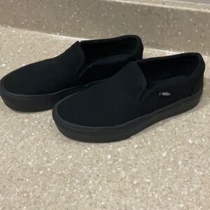 Vans Size 8 Asher Platform Slip on Sneaker
